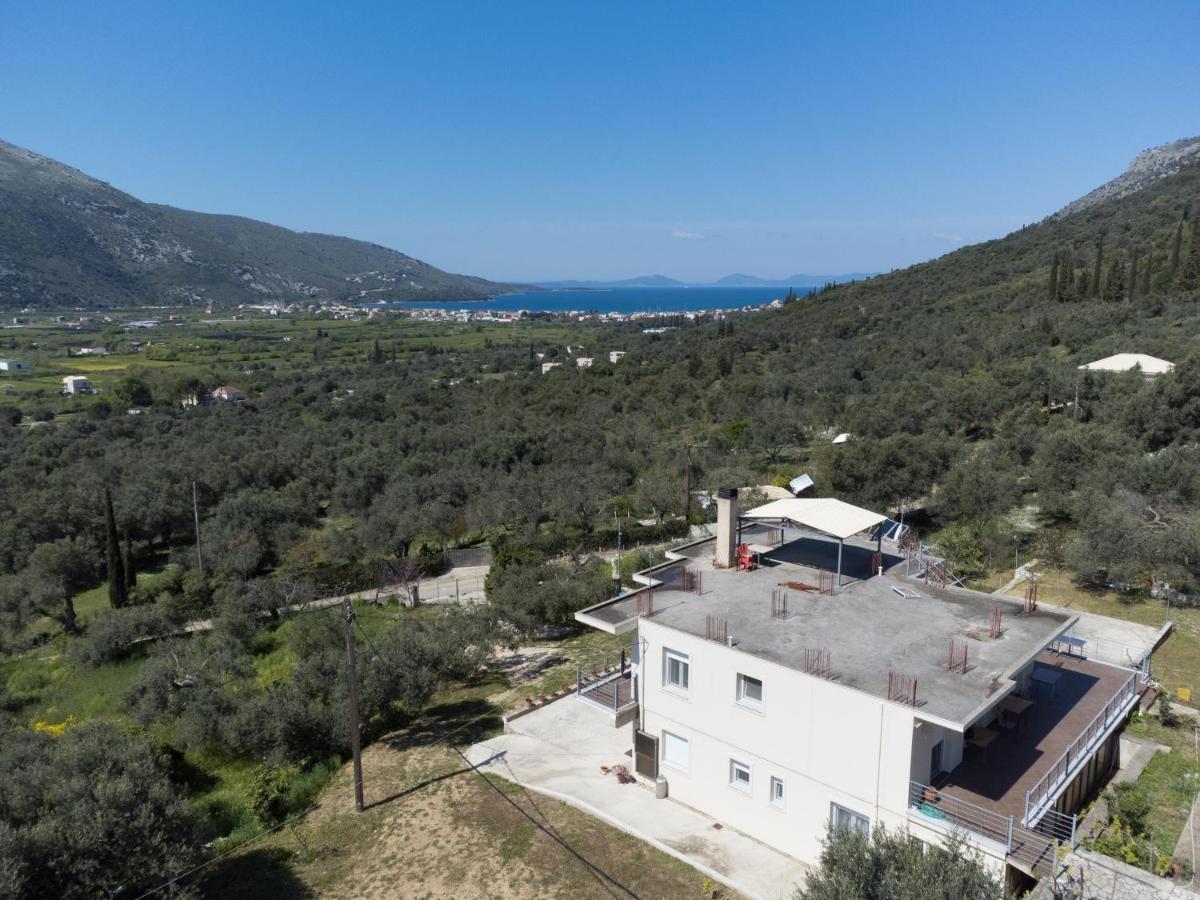 Catherine'S House إيغومينيتسا المظهر الخارجي الصورة