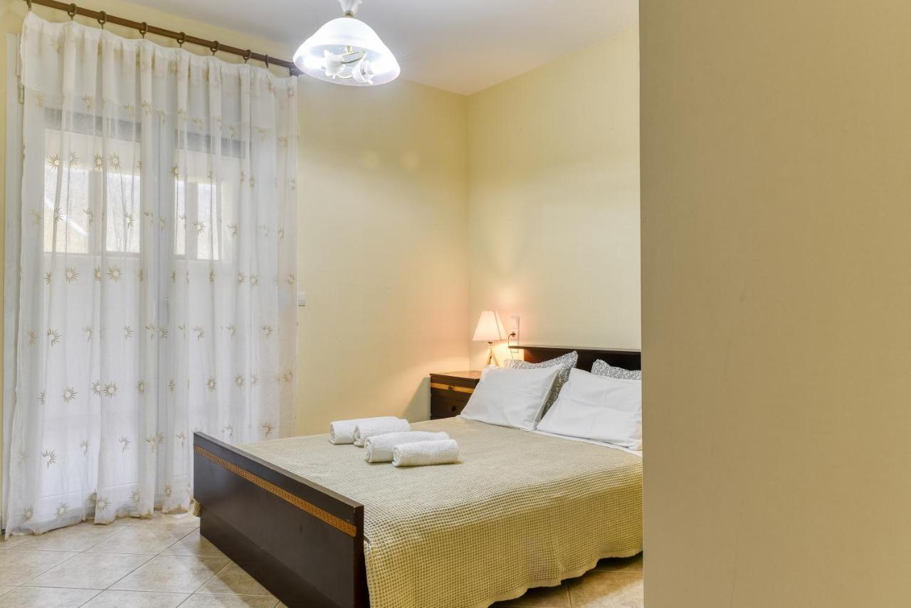 Catherine'S House إيغومينيتسا المظهر الخارجي الصورة