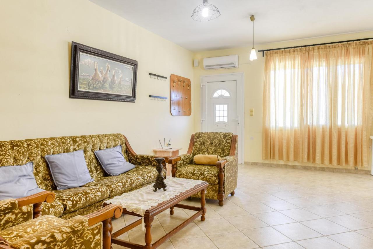 Catherine'S House إيغومينيتسا المظهر الخارجي الصورة